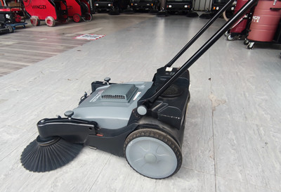 廣州豐泉餐飲選擇揚子洗地機(jī)廠家